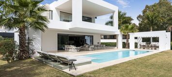 Villa for rent in Estepona