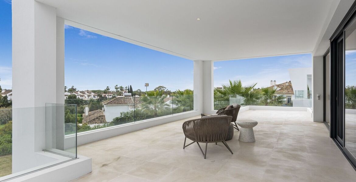 Villa for rent in Estepona