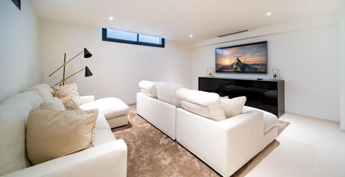 Villa for rent in Estepona