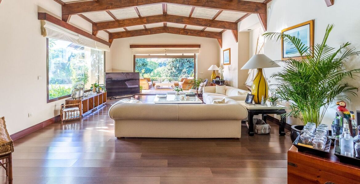 Villa en alquiler en Rio Real Marbella