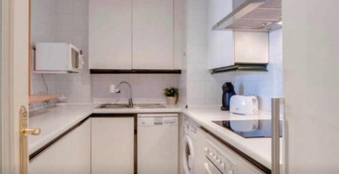 Luxury 2-Bedroom Apartment in Marina Banús Marbella