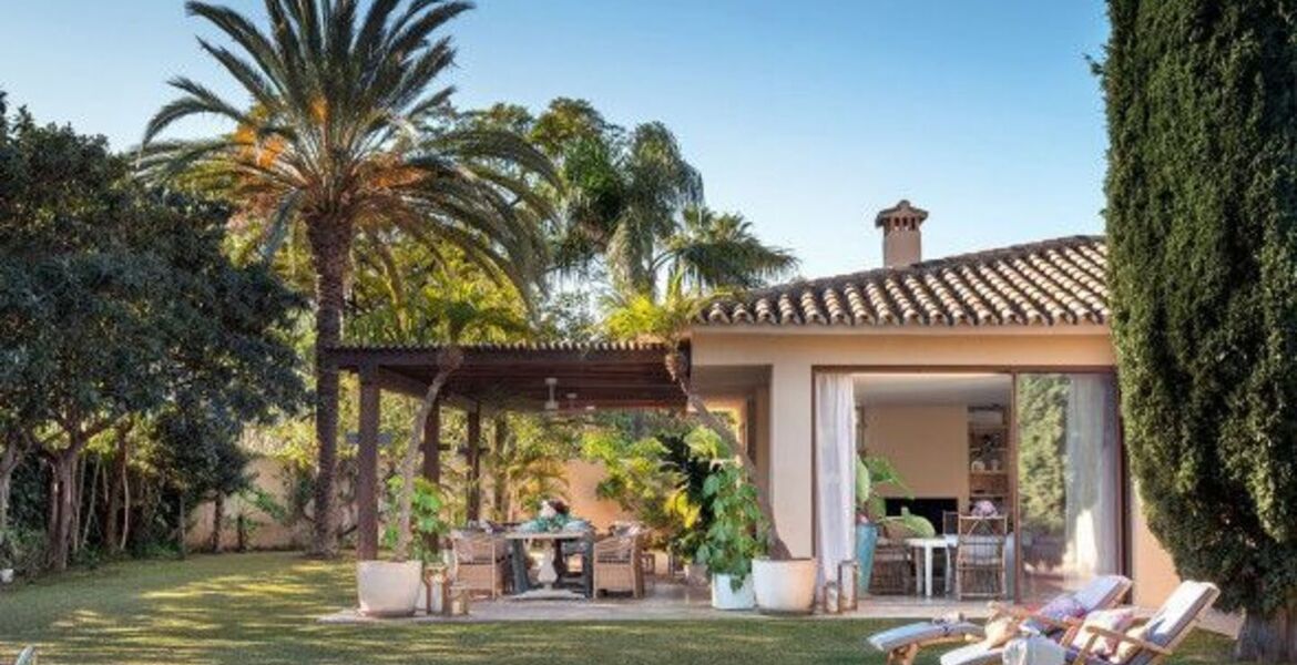 Villa à louer à Nueva Andalucia