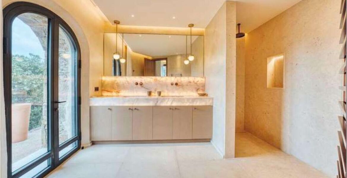 Luxury villa for rent in Saint Tropez