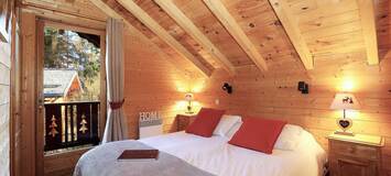 Chalet skis aux pieds à Courchevel La Tania 