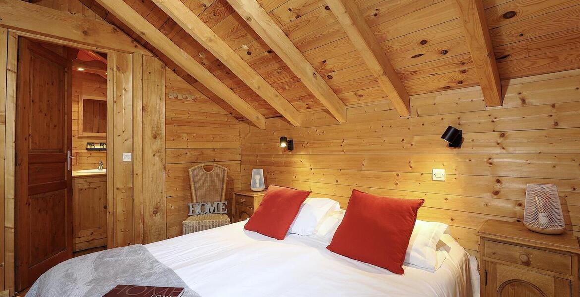 Chalet skis aux pieds à Courchevel La Tania 