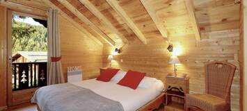 Chalet skis aux pieds à Courchevel La Tania 