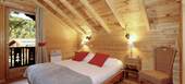 Chalet skis aux pieds à Courchevel La Tania 