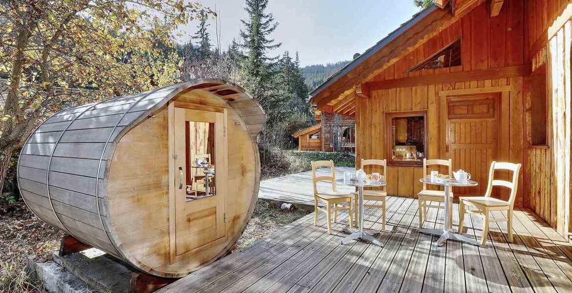 Chalet skis aux pieds à Courchevel La Tania 