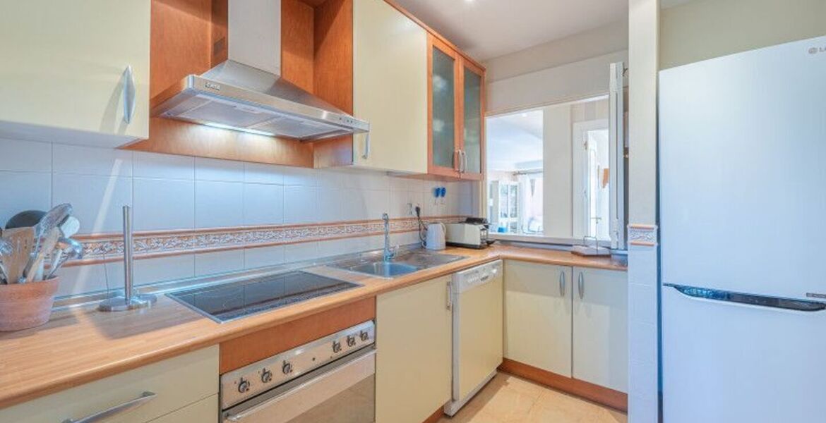 Amplio apartamento de 3 dormitorios en Oasis de Marbella