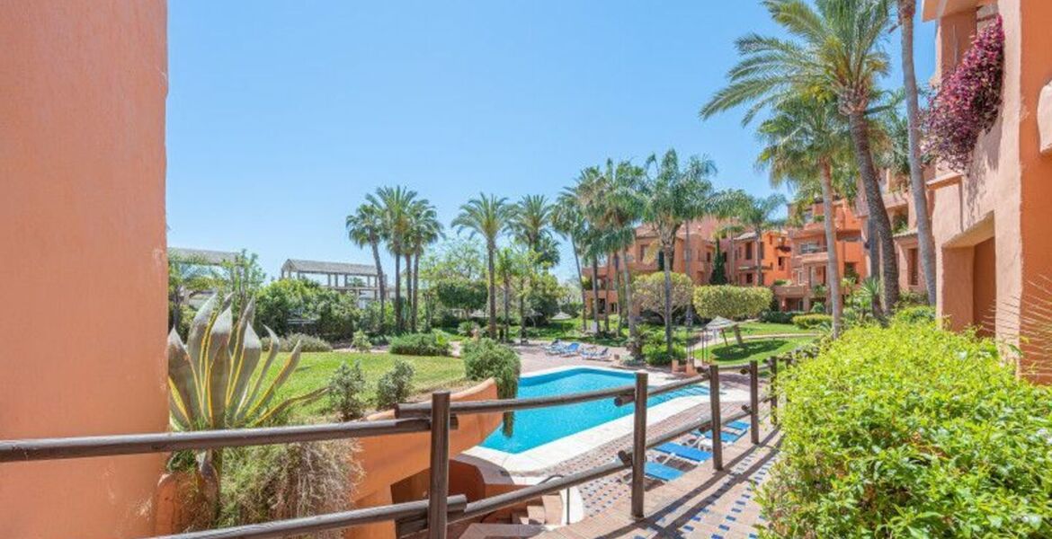 Апартаменты на первом этаже в Oasis Marbella