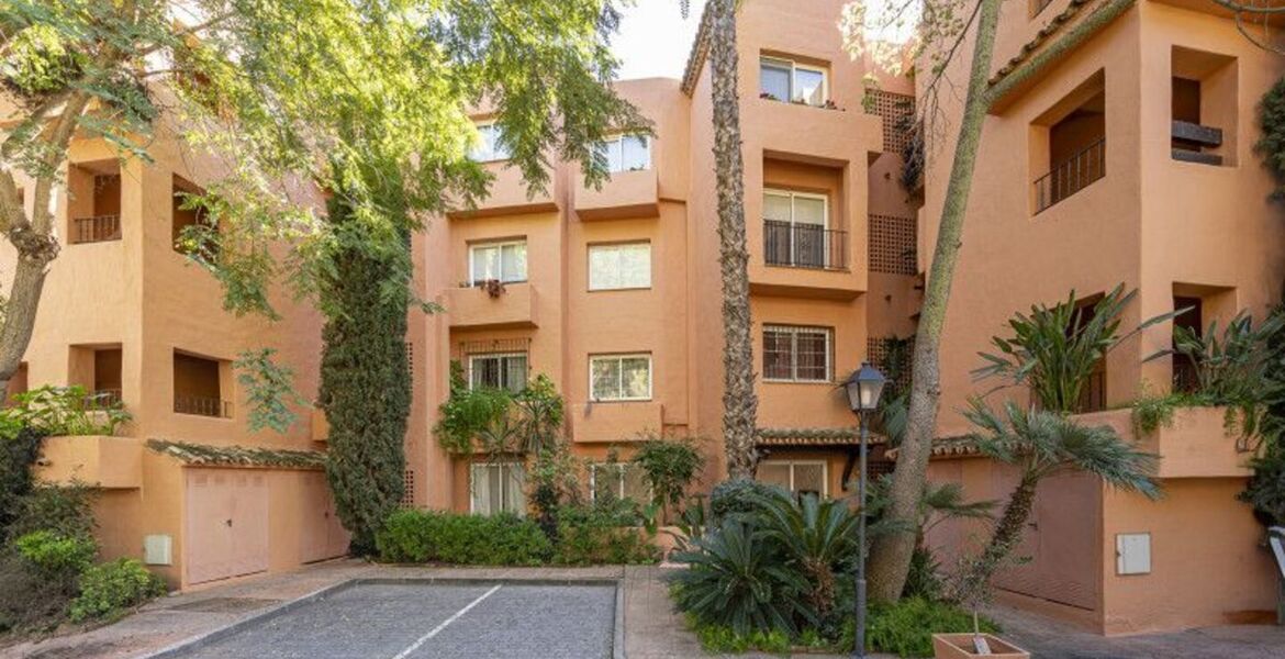 Апартаменты на первом этаже в Oasis Marbella