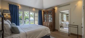 Impresionante villa de estilo rústico en Marbella Hill Club
