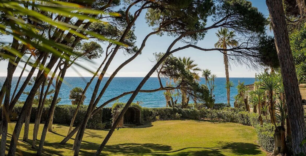 Villa en bord de mer sur le Golden Mile de Marbella