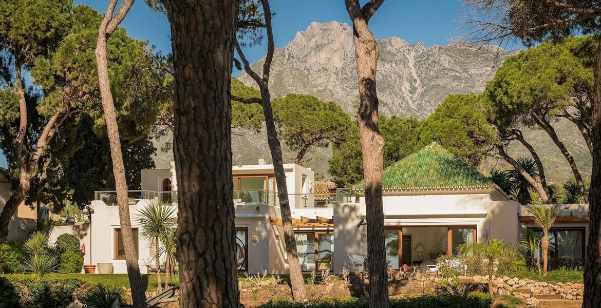 Villa en bord de mer sur le Golden Mile de Marbella