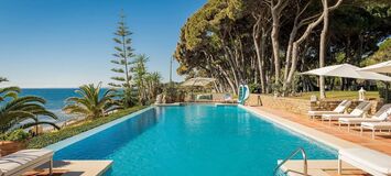 Villa en bord de mer sur le Golden Mile de Marbella