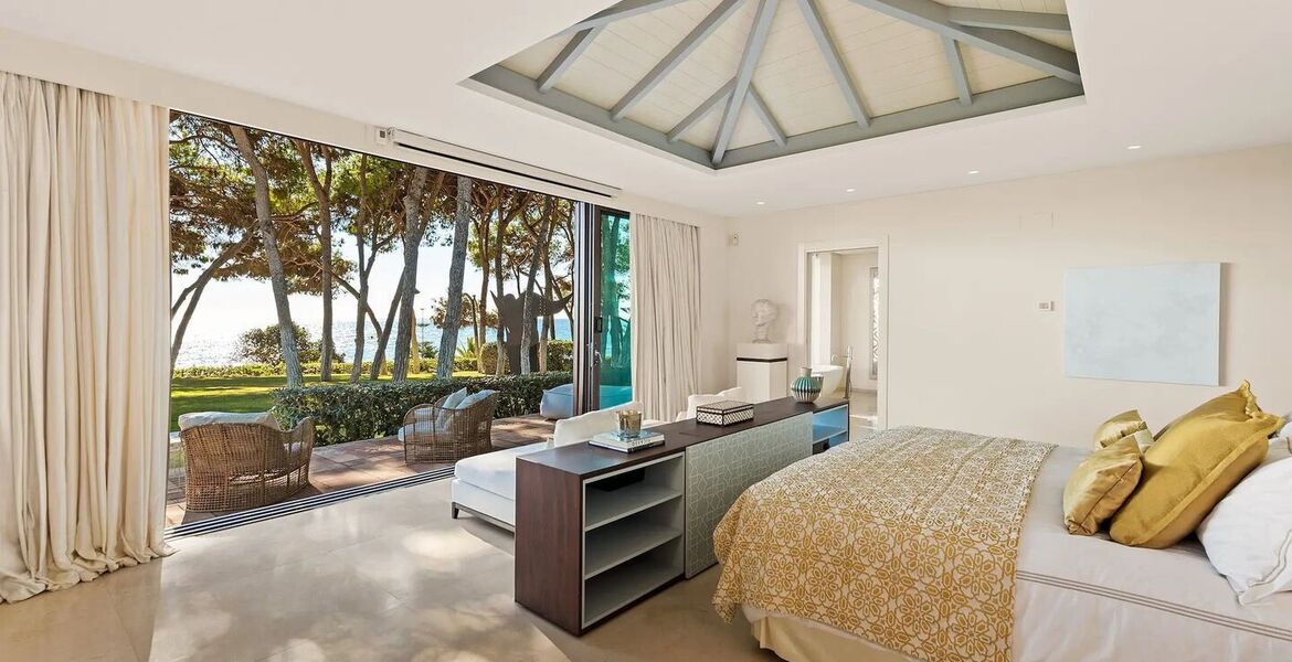 Villa en bord de mer sur le Golden Mile de Marbella