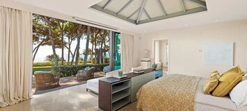 Villa en bord de mer sur le Golden Mile de Marbella