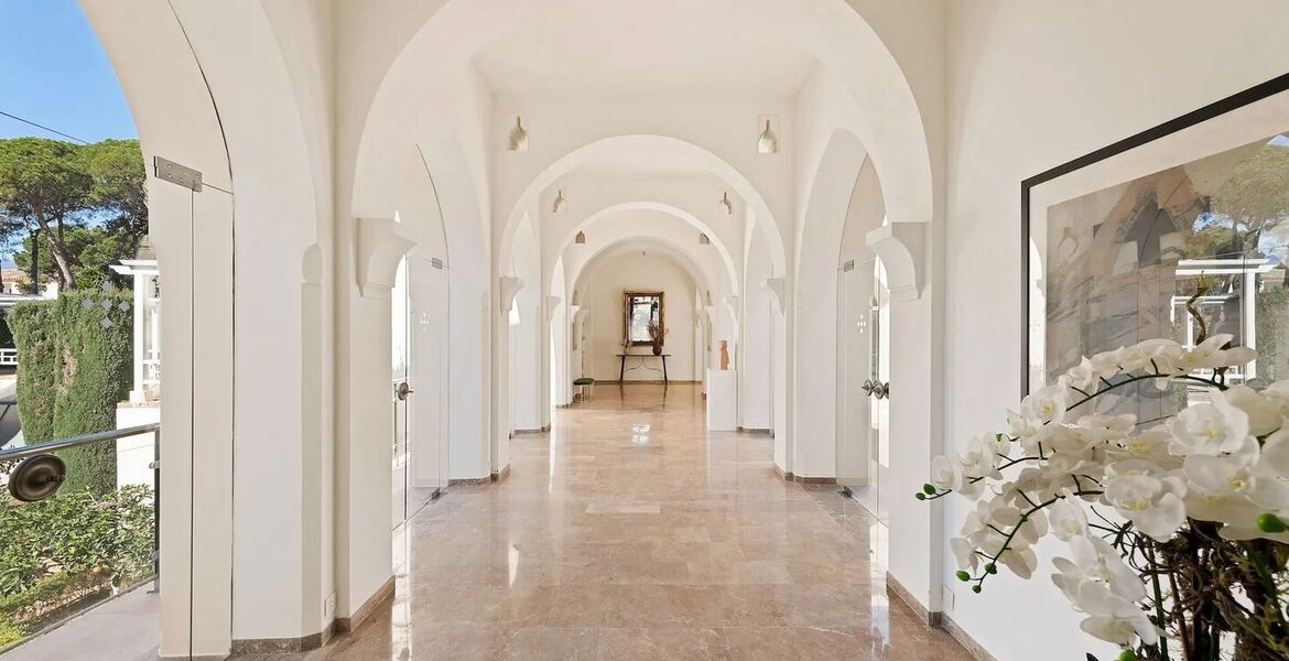 Villa en bord de mer sur le Golden Mile de Marbella