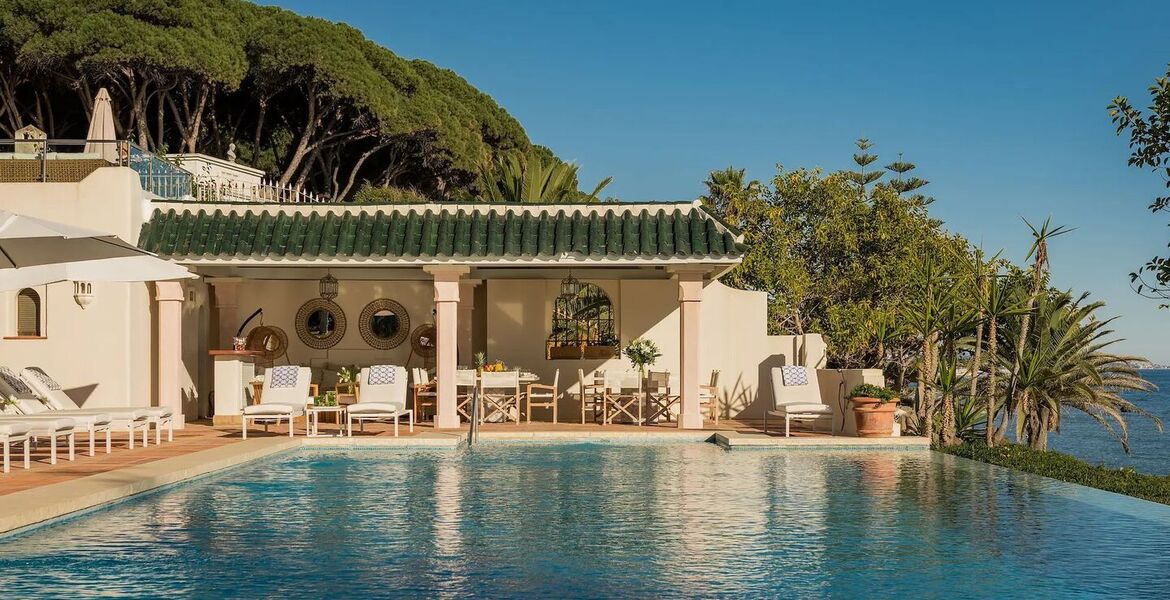 Villa en bord de mer sur le Golden Mile de Marbella