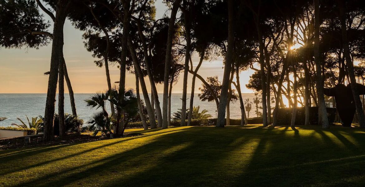 Villa en bord de mer sur le Golden Mile de Marbella