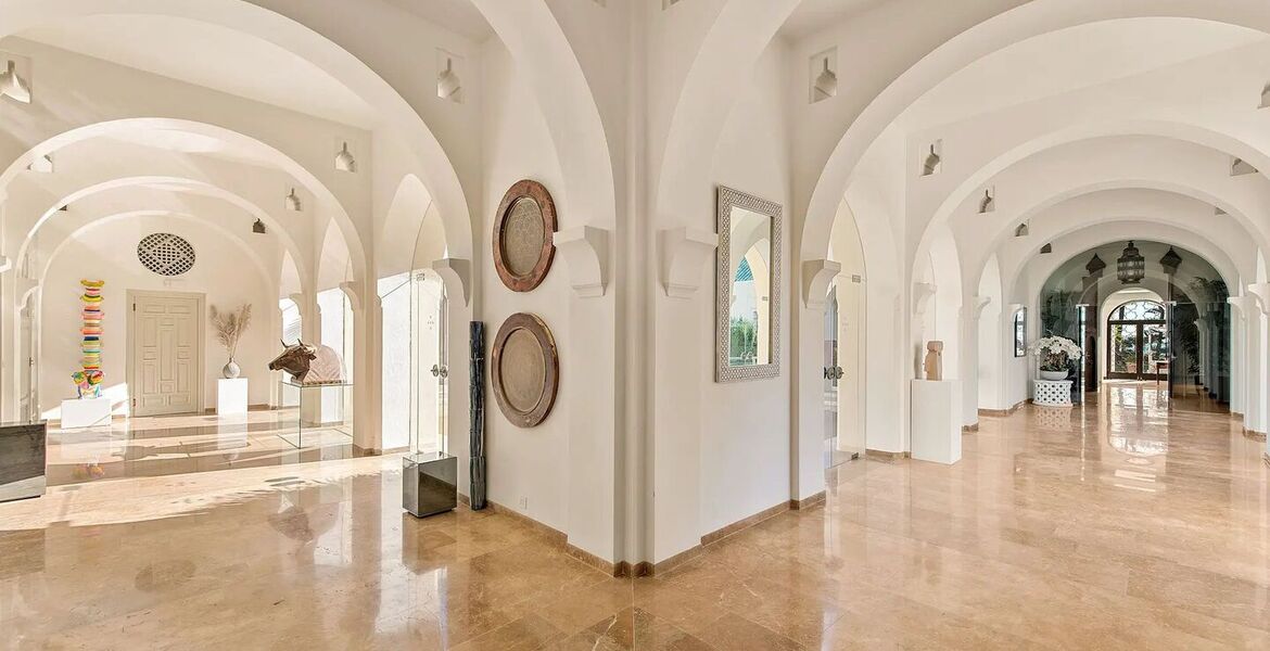 Villa en bord de mer sur le Golden Mile de Marbella