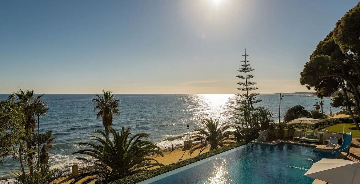 Villa en bord de mer sur le Golden Mile de Marbella