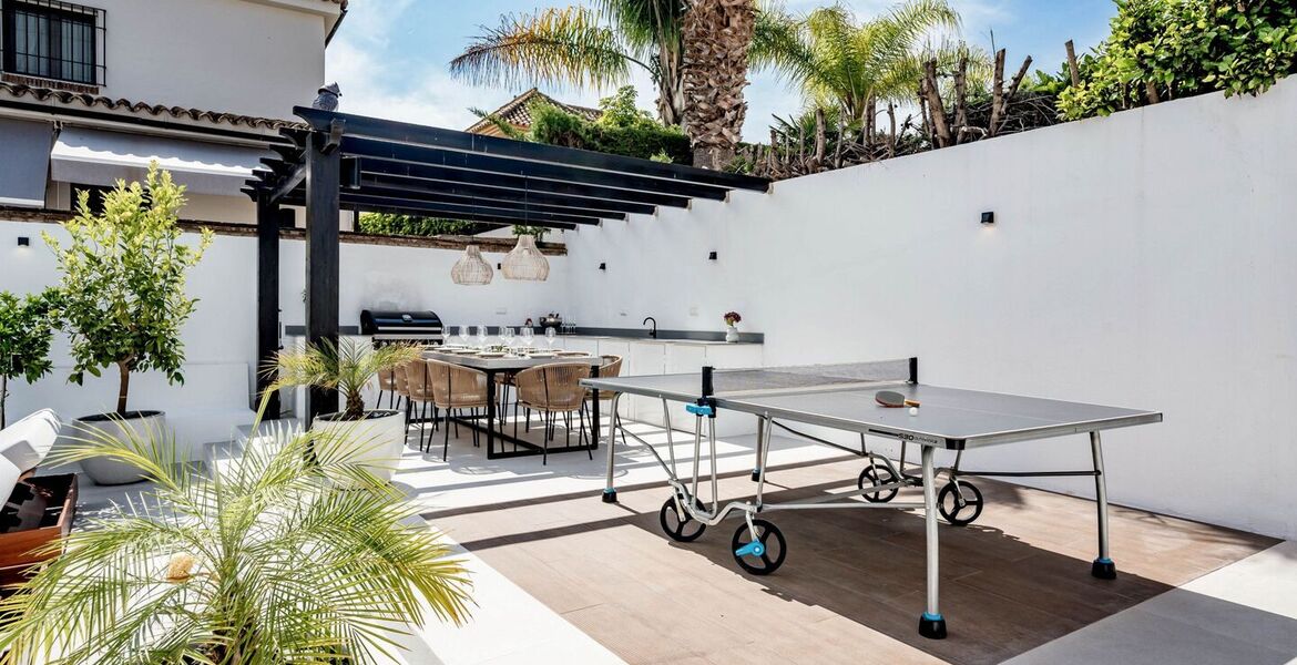 Luxury 8-Bedroom Villa Ideal for Families and Groups