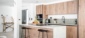 Luxury 8-Bedroom Villa Ideal for Families and Groups