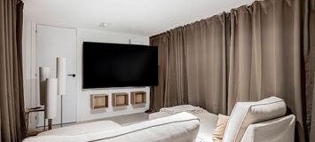 Luxury 8-Bedroom Villa Ideal for Families and Groups