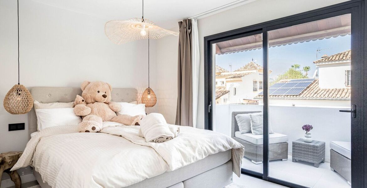 Luxury 8-Bedroom Villa Ideal for Families and Groups