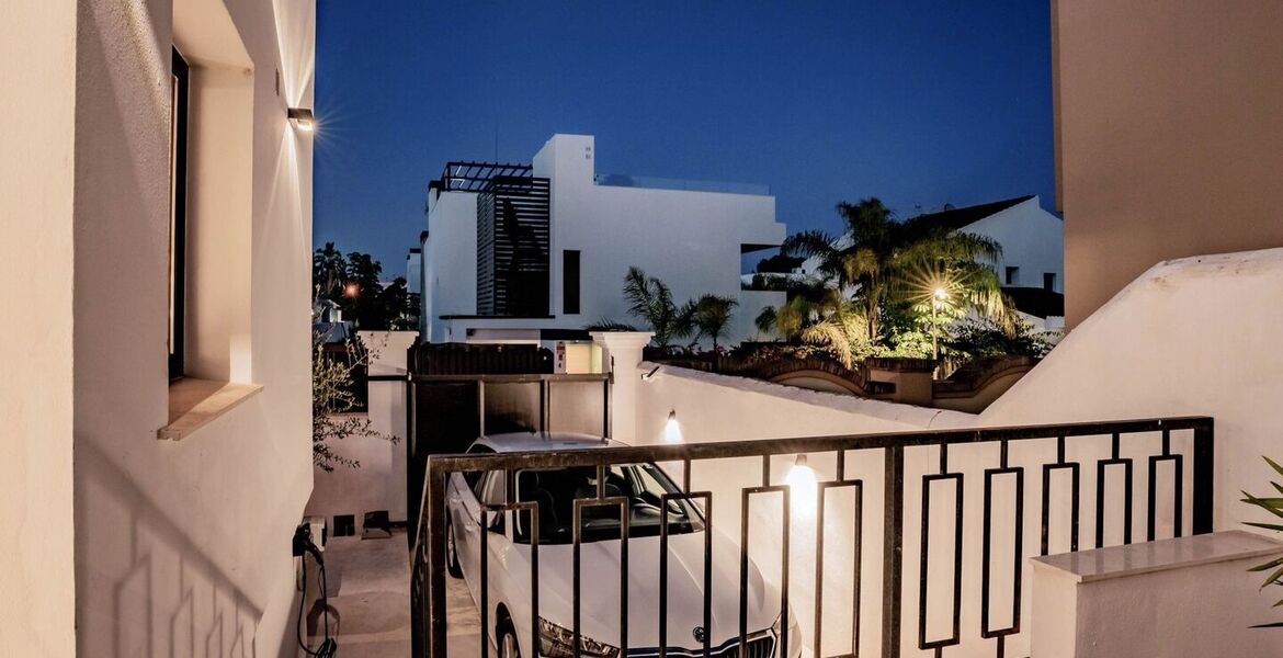 Luxury 8-Bedroom Villa Ideal for Families and Groups