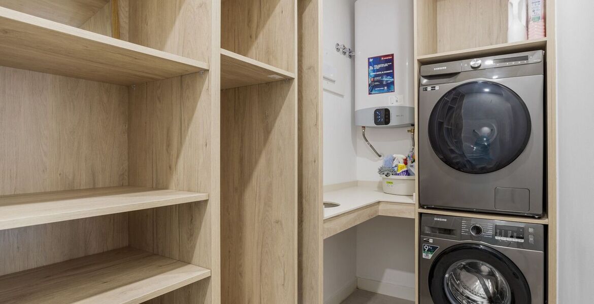 Elegante Apartamento de 2 Dormitorios en Nueva Andalucía