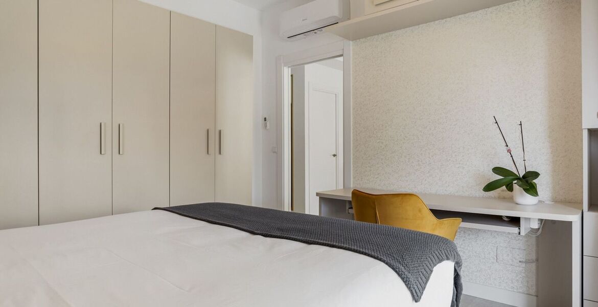 Elegante Apartamento de 2 Dormitorios en Nueva Andalucía