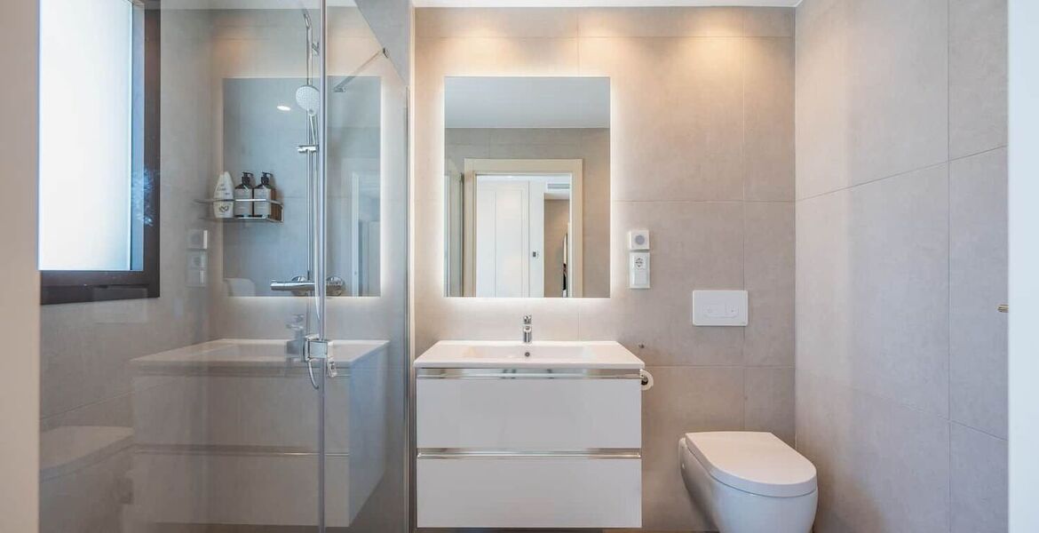 Luxury apartment for rent in Beach Front Estepona