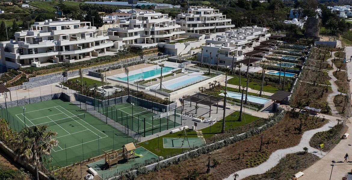 Luxury apartment for rent in Beach Front Estepona