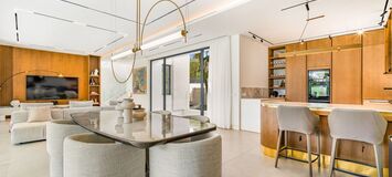 Luxury Villa with Sea and Mountain Views in Rocio de Nagüele