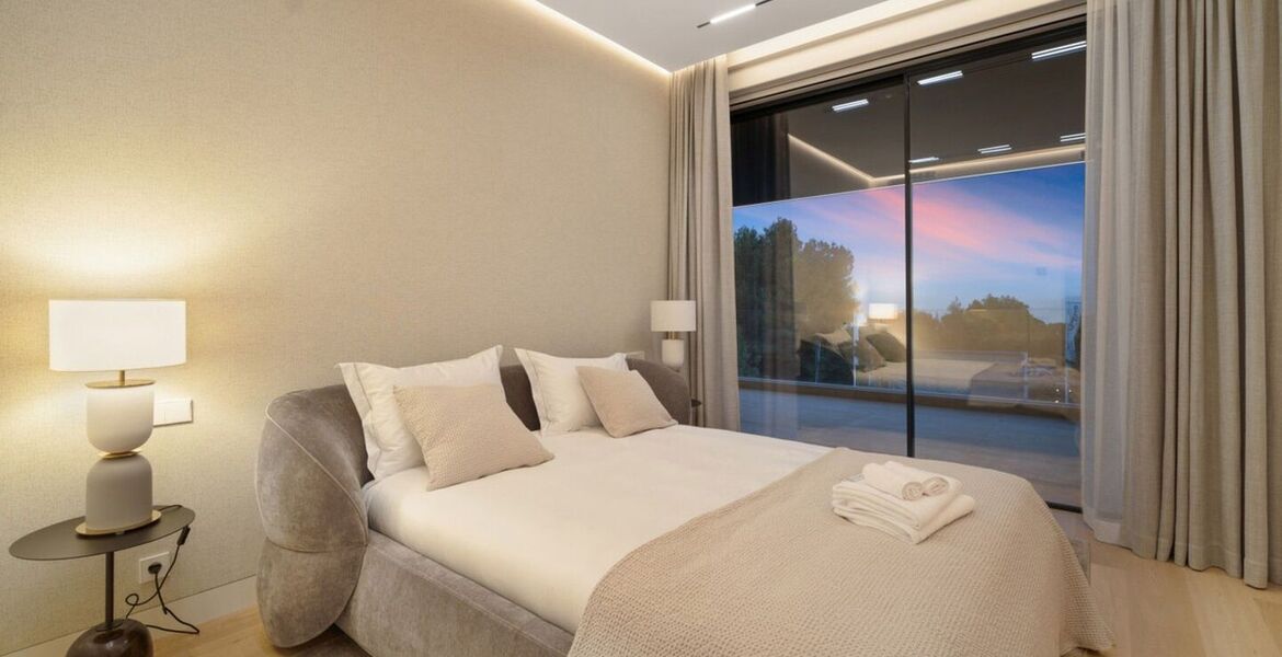 Luxury Villa with Sea and Mountain Views in Rocio de Nagüele