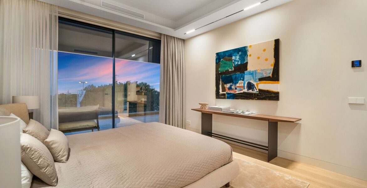 Luxury Villa with Sea and Mountain Views in Rocio de Nagüele