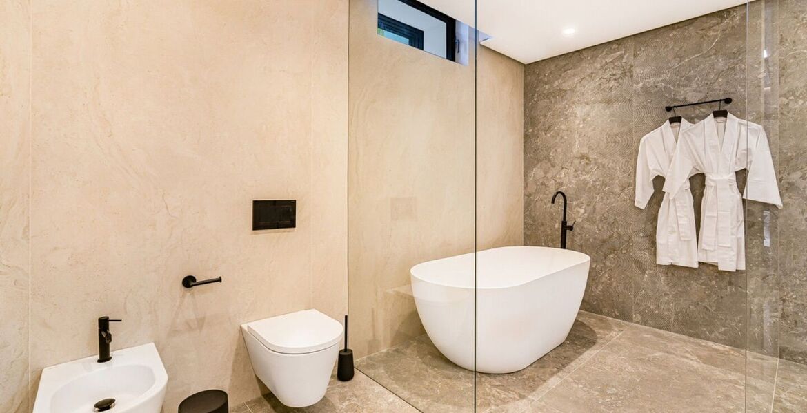 Luxury Villa with Sea and Mountain Views in Rocio de Nagüele