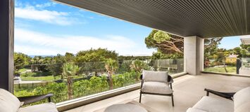 Luxury Villa with Sea and Mountain Views in Rocio de Nagüele
