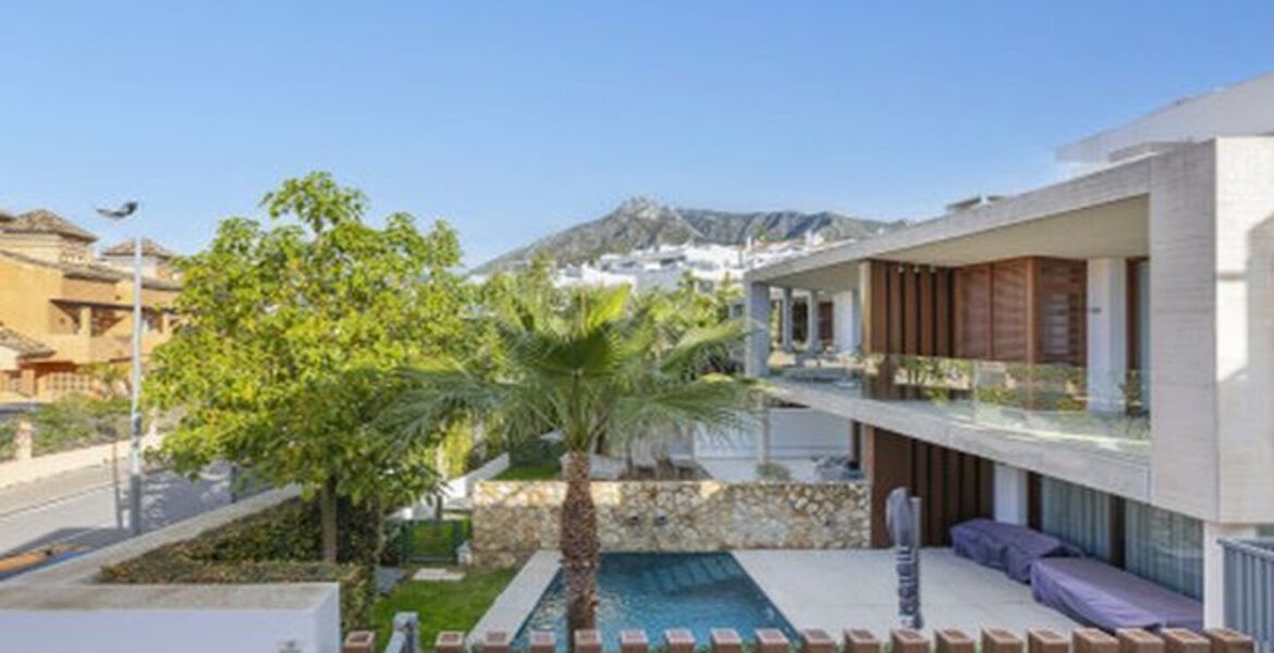 Exclusive 4-Bedroom Townhouse on Marbella's Golden Mile