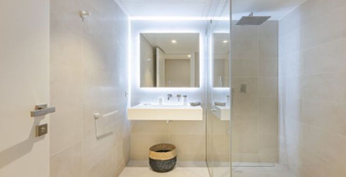 Exclusive 4-Bedroom Townhouse on Marbella's Golden Mile