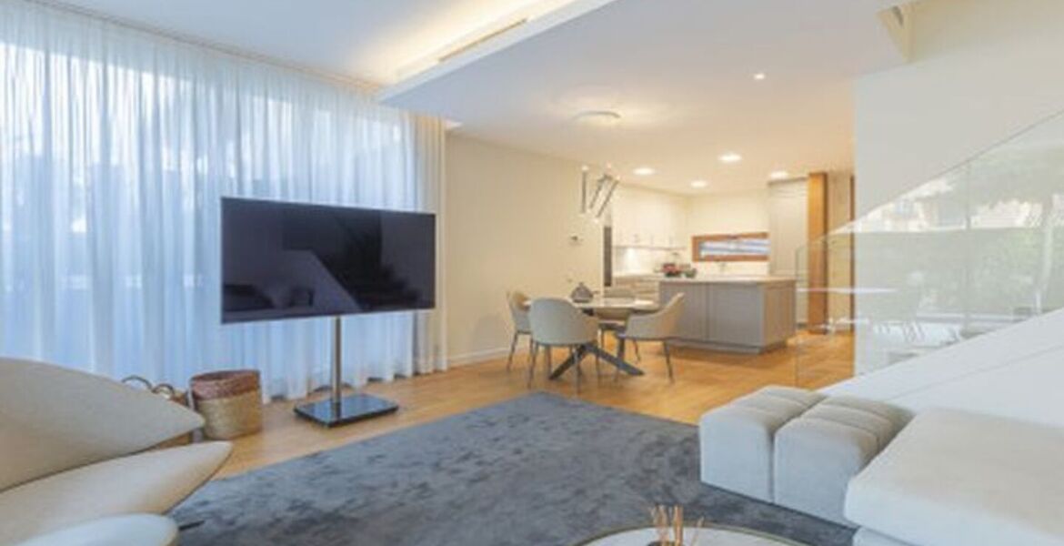 Exclusive 4-Bedroom Townhouse on Marbella's Golden Mile