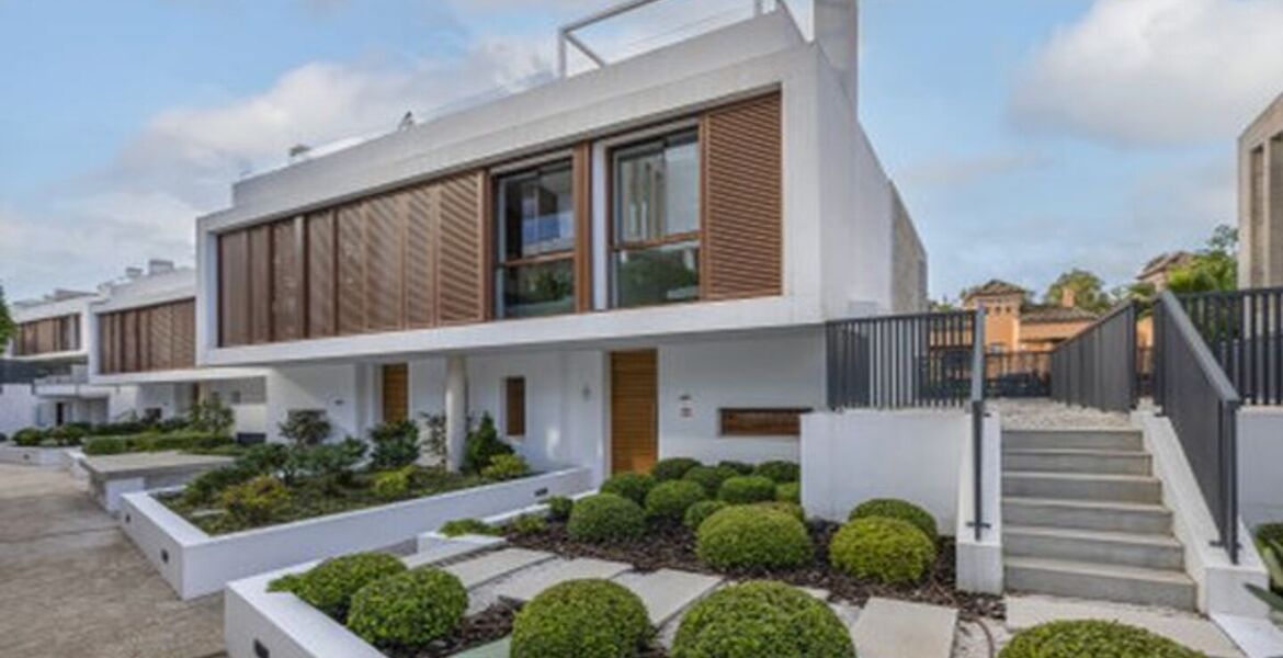 Exclusive 4-Bedroom Townhouse on Marbella's Golden Mile