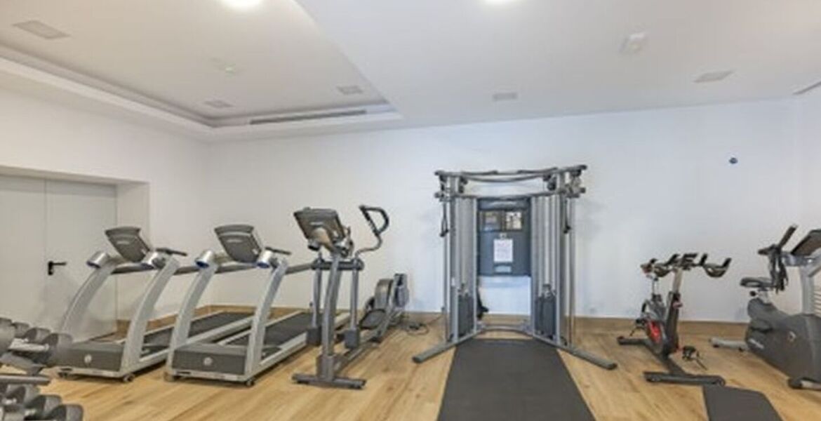Exclusive 4-Bedroom Townhouse on Marbella's Golden Mile