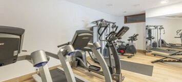 Exclusive 4-Bedroom Townhouse on Marbella's Golden Mile