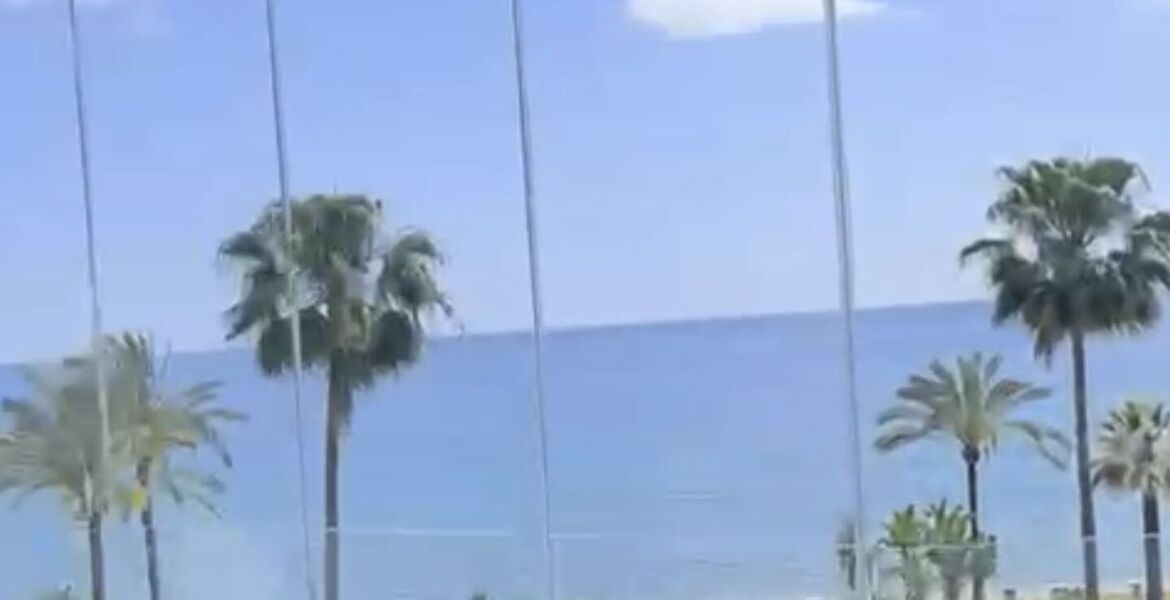 Apartamento en alquiler en Playa Esmeralda, Marbella