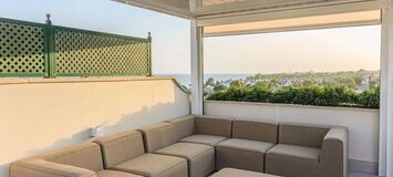 Luxury Beachside Penthouse with Rooftop Jacuzzi in Marbella