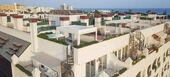 Luxury Beachside Penthouse with Rooftop Jacuzzi in Marbella