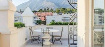 Luxury Beachside Penthouse with Rooftop Jacuzzi in Marbella